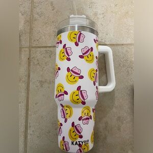 Such a trendy cute cup